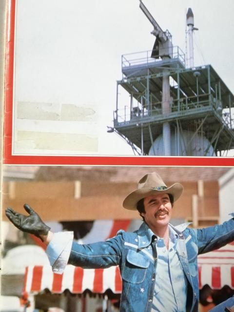 【映画パンフレット】グレート・スタントマン バート・レイノルズ主演 < CD/DVD/ビデオ 【映画パンフレット】グレート・スタントマン バート・レイノルズ主演 < CD/DVD/ビデオの