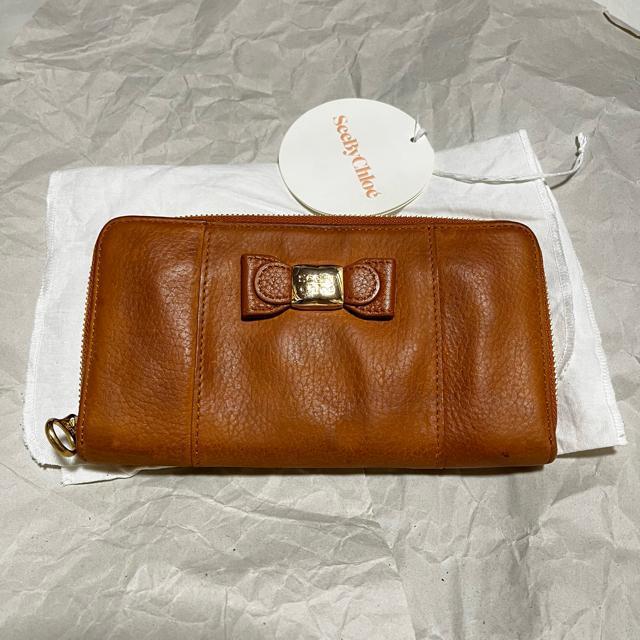 【シーバイクロエ】 リボン / レザー / ラウンドファスナー 長財布 ブラウン < ブランド 【シーバイクロエ】 リボン / レザー / ラウンドファスナー 長財布 ブラウン < ブランドの