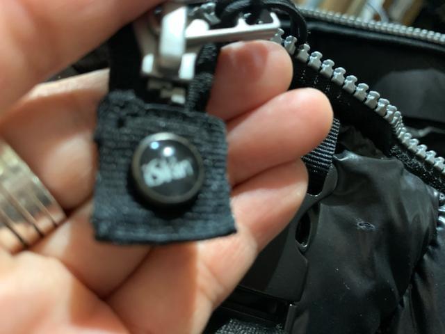 iskin アイスキン トート ショルダーハンドバッグ  ダウン入り 送料無料 < 女性ファッション  iskin アイスキン トート ショルダーハンドバッグ  ダウン入り 送料無料 < 女性ファッションの