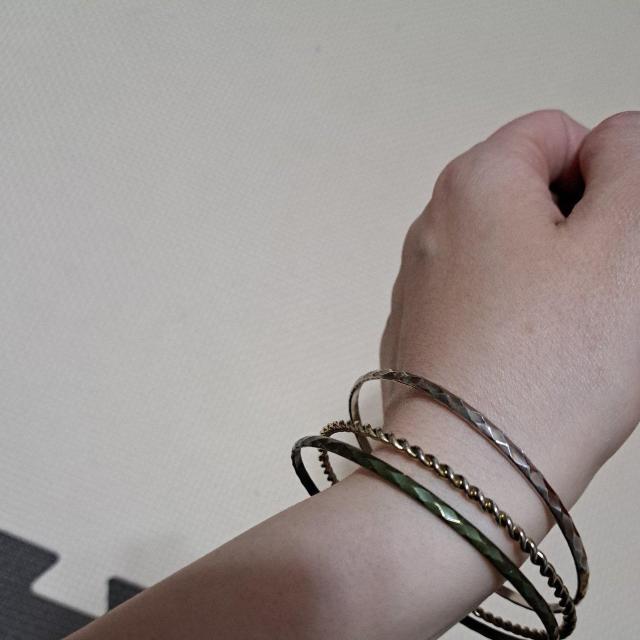 ブレスレット < 女性アクセサリー/時計 ブレスレット < 女性アクセサリー/時計の