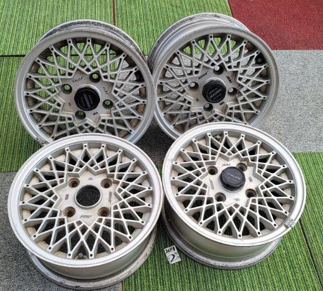 旧車 当時物 JILBA RACING ジルバレーシング メッシュ ホイール 13インチ 5.5J +35 4H 114.3 < 自動車/バイク 旧車 当時物 JILBA RACING ジルバレーシング メッシュ ホイール 13インチ 5.5J +35 4H 114.3 < 自動車/バイク