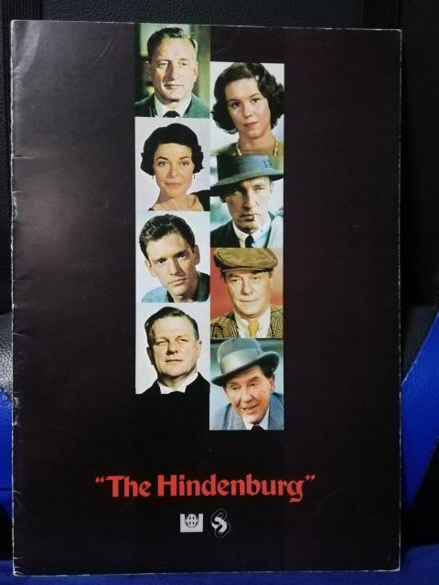 【映画パンフレット】ヒンデンブルグ ジョージ・C・スコット主演 < CD/DVD/ビデオ 【映画パンフレット】ヒンデンブルグ ジョージ・C・スコット主演 < CD/DVD/ビデオの