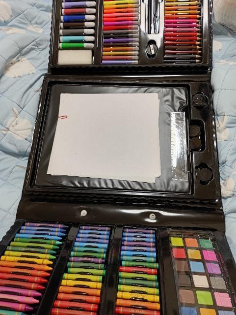 208ピースお絵描きセットDX新品 < インテリア/ライフ 208ピースお絵描きセットDX新品 < インテリア/ライフの