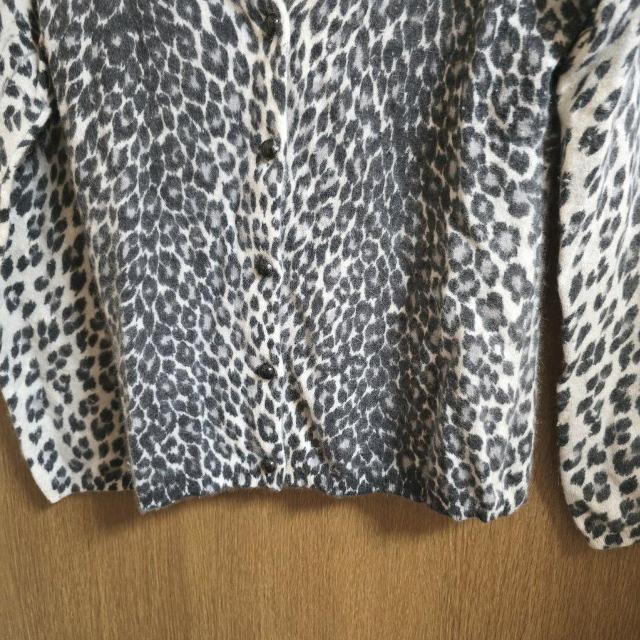 DKNY �q���E�� �j�b�g�@�J�[�f�B�K�� �� �u�����h�� 