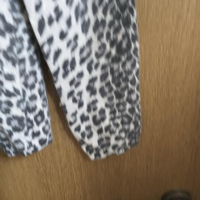 DKNY �q���E�� �j�b�g�@�J�[�f�B�K�� �� �u�����h�� 