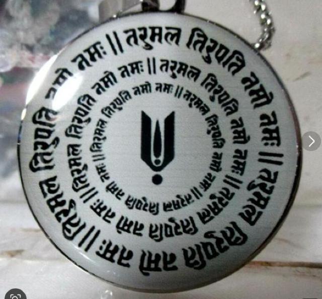 �N��4000���l���E��֑ɗ��������� �e�B���p�e�B �J���g�M���@�o���W ����  �� �z�r�[�� 