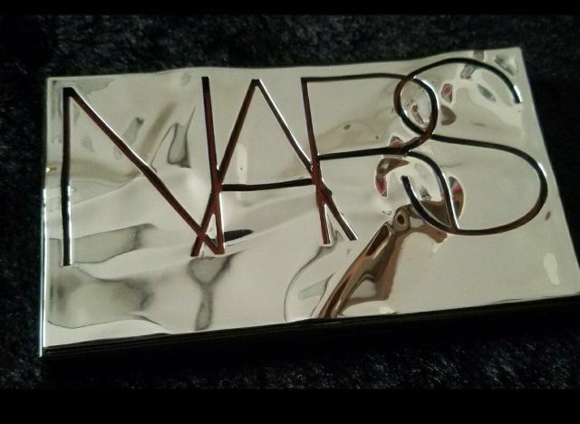 NARS クールクラッシュ アイシャドウパレット < ブランド NARS クールクラッシュ アイシャドウパレット < ブランドの