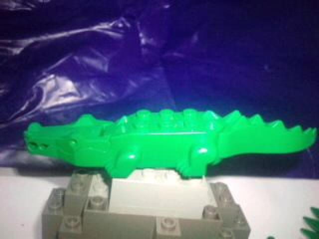 LEGO@j@1990N㐻@`N   zr[ 