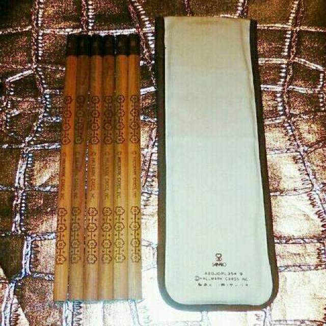 レア 新品 1976年 betsey charmer サンリオ ペンケース & 鉛筆 < インテリア/ライフ  レア 新品 1976年 betsey charmer サンリオ ペンケース & 鉛筆 < インテリア/ライフの