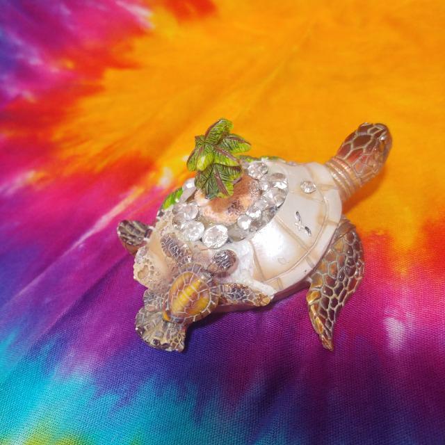 □海ガメ&椰子の木置物□ホヌ□ハワイアン□飾り□海亀□ < インテリア/ライフ  □海ガメ&椰子の木置物□ホヌ□ハワイアン□飾り□海亀□ < インテリア/ライフの