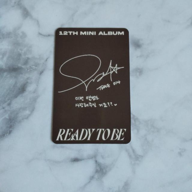 TWICE【ランダム封入特典】トレカなど5点(ミナ)★Ready To Be < タレントグッズ  TWICE【ランダム封入特典】トレカなど5点(ミナ)★Ready To Be < タレントグッズの