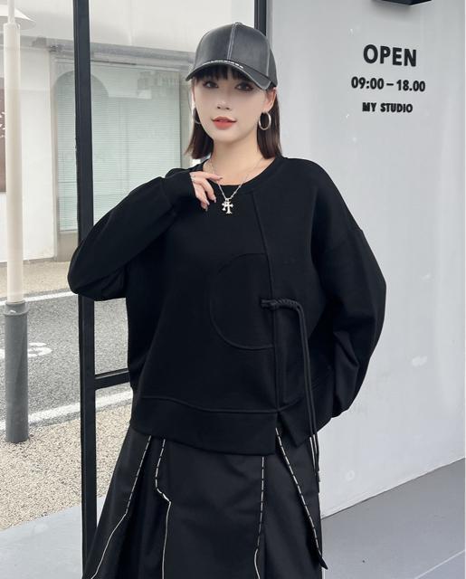 トレーナー 飾り紐付き トップス ブラック 大きいサイズ < 女性ファッション  トレーナー 飾り紐付き トップス ブラック 大きいサイズ < 女性ファッションの