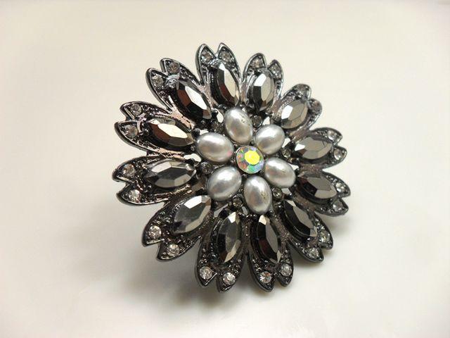 新品 アンティーク調 大ぶり ゴシックストーンリング指輪 16号 クラシック ヴィンテージ風 ヴィクトリアン < 女性アクセサリー/時計  新品 アンティーク調 大ぶり ゴシックストーンリング指輪 16号 クラシック ヴィンテージ風 ヴィクトリアン  < 女性アクセサリー/時計の