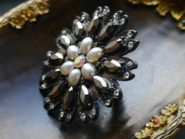 新品 アンティーク調 大ぶり ゴシックストーンリング指輪 16号 クラシック ヴィンテージ風 ヴィクトリアン < 女性アクセサリー/時計  新品 アンティーク調 大ぶり ゴシックストーンリング指輪 16号 クラシック ヴィンテージ風 ヴィクトリアン < 女性アクセサリー/時計の