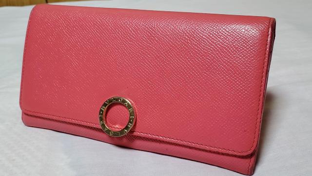 正規 ブルガリ B-zeroリングクリップ 長財布 小銭入れ有 ロングウォレット 赤系ピンク グレインレザー×ゴールドサークルロゴ < ブランド  正規 ブルガリ B-zeroリングクリップ 長財布 小銭入れ有 ロングウォレット 赤系ピンク グレインレザー×ゴールドサークルロゴ  < ブランドの
