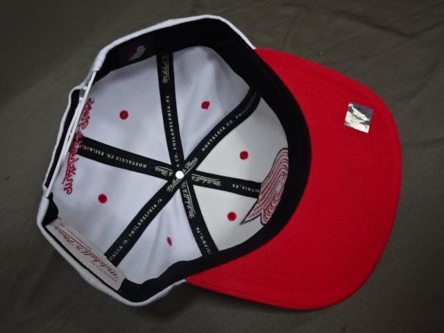 【Mitchell & Ness】NBAバスケ ポートランド トレイルブレイザーズ ロゴ刺繍入り キャップ < 男性ファッション  【Mitchell & Ness】NBAバスケ ポートランド トレイルブレイザーズ ロゴ刺繍入り キャップ < 男性ファッションの