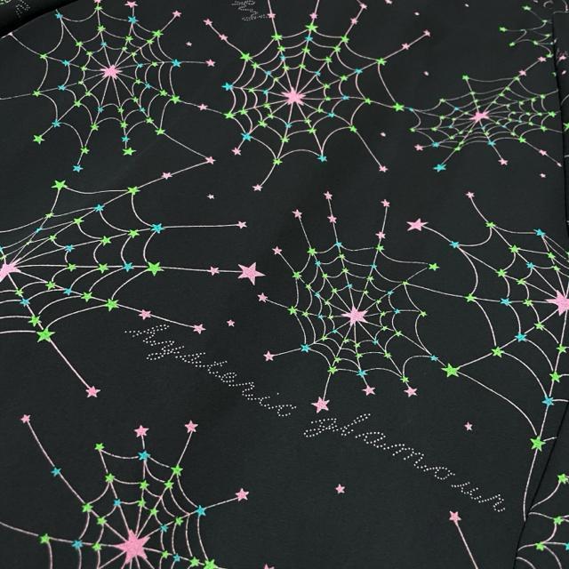 HYSTERIC GLAMOUR スパイダー 総柄 シフォン フリル ワンピース < 女性ファッション HYSTERIC GLAMOUR スパイダー 総柄 シフォン フリル ワンピース < 女性ファッションの