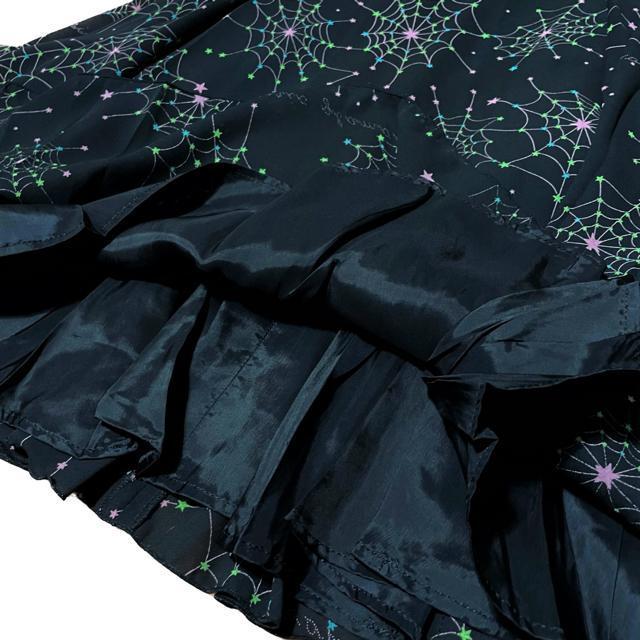 HYSTERIC GLAMOUR スパイダー 総柄 シフォン フリル ワンピース < 女性ファッション HYSTERIC GLAMOUR スパイダー 総柄 シフォン フリル ワンピース < 女性ファッションの