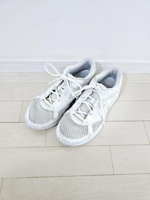 白 メッシュ スニーカー 27p ランニングシューズ < 男性ファッション 白 メッシュ スニーカー 27p ランニングシューズ < 男性ファッションの