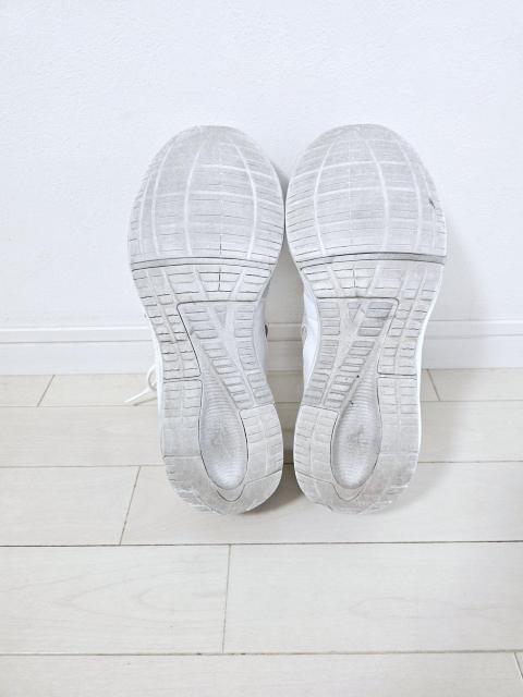 白 メッシュ スニーカー 27p ランニングシューズ < 男性ファッション 白 メッシュ スニーカー 27p ランニングシューズ < 男性ファッションの