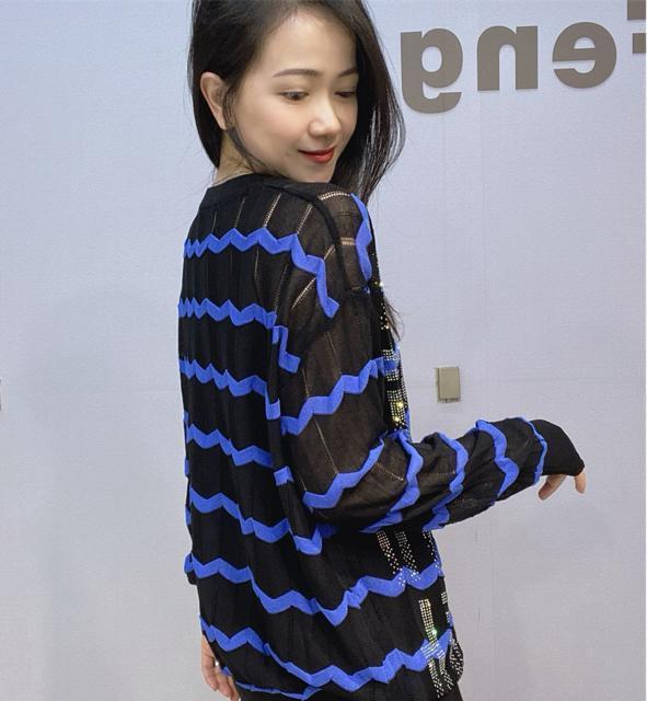 キラキララインストーン付き ボーダー模様 薄手ニット ネイビー&ブラック 大きいサイズ < 女性ファッション キラキララインストーン付き ボーダー模様 薄手ニット ネイビー&ブラック 大きいサイズ < 女性ファッションの