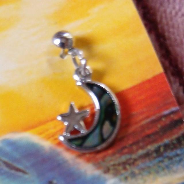 星と三日月のピアス 昭和レトロ 海外土産 < 女性アクセサリー/時計 星と三日月のピアス 昭和レトロ 海外土産 < 女性アクセサリー/時計の