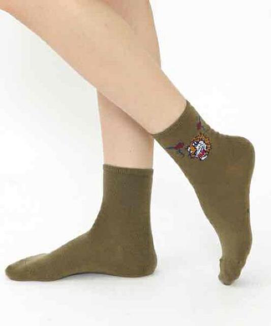 スカジャン風ローズ&トラ柄ソックス。ブラック < 女性ファッション  スカジャン風ローズ&トラ柄ソックス。ブラック < 女性ファッションの