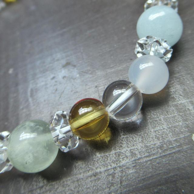アクアマリンxプレナイトxカルセドニーxシトリンブレスレット 天然石 パワーストーン < 女性アクセサリー/時計 アクアマリンxプレナイトxカルセドニーxシトリンブレスレット 天然石 パワーストーン < 女性アクセサリー/時計の