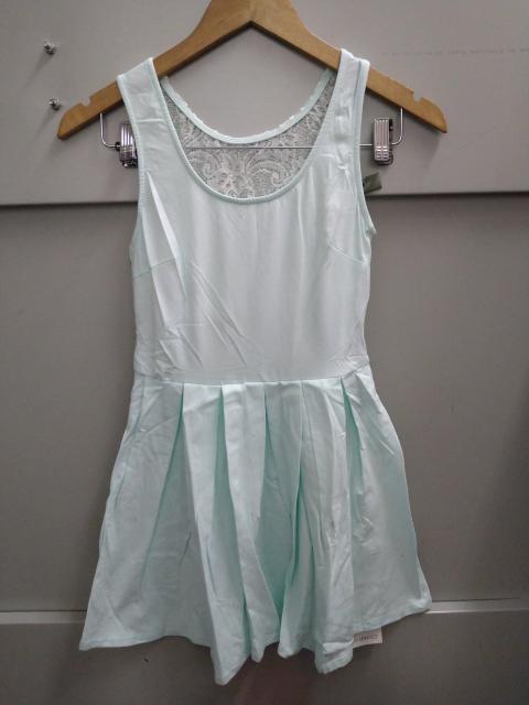 LIP SERVICERbg^N`jbNs   uh 