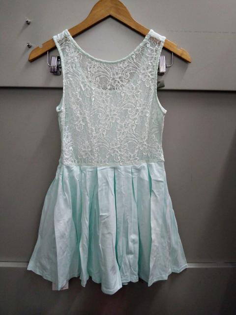 LIP SERVICERbg^N`jbNs  uh 