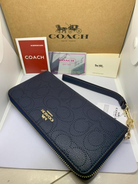 COACH@R[`@C4715@z@ptHCebh@VOl`[@WbvAEh  EHbg@lCr[@Xgbvt