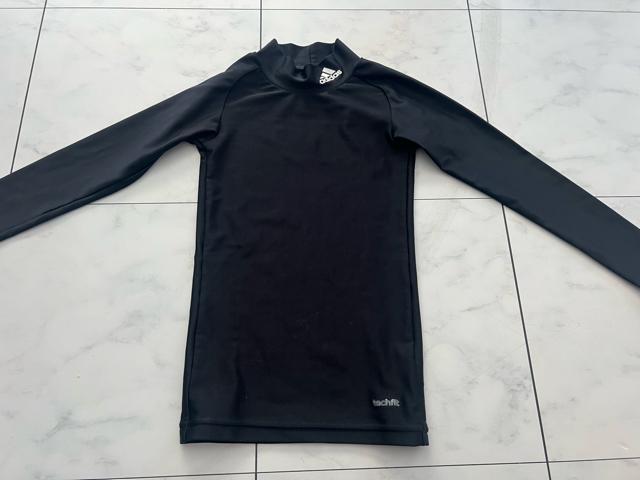 アディダスadidasタートルネックトップス < ブランド アディダスadidasタートルネックトップス < ブランドの