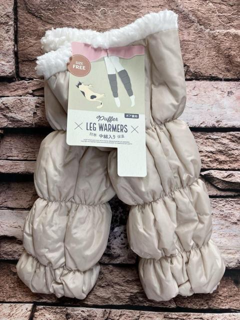 送料無料!大人気商品!防寒 中綿入り 保温 ふわふわ 裏ボア加工!ロングレッグウォーマー(画像から)1足 < 女性ファッション 送料無料!大人気商品!防寒 中綿入り 保温 ふわふわ 裏ボア加工!ロングレッグウォーマー(画像から)1足 < 女性ファッションの