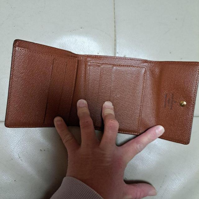 ルイヴィトンWフック財布 < ブランド ルイヴィトンWフック財布 < ブランドの