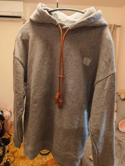 LOEWE ���G�x �����b�N�X�t�B�b�g�t�[�f�B �O���[ S�T�C�Y �� �u�����h�� 