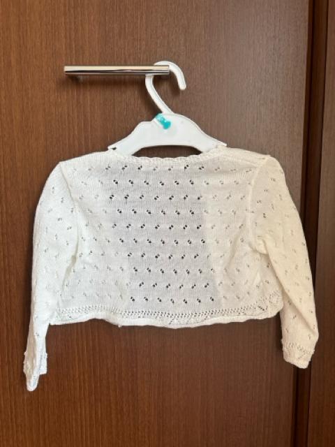 ファミリア 白色 ボレロ 90p 1枚 < ブランド ファミリア 白色 ボレロ 90p 1枚 < ブランドの