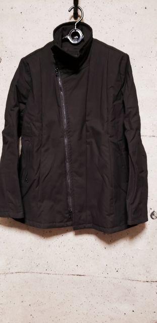 JULIUSユリウス ジャットネック中綿ジャケット  1 < ブランド  JULIUSユリウス ジャットネック中綿ジャケット  1  < ブランドの