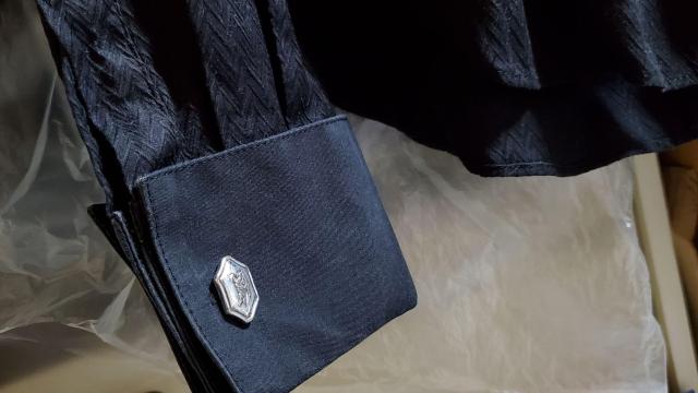 正規レア バーバリー 騎士 ヘリテージ ホース ヘキサゴンSVカフス エンブレムロゴ 盾カフリンクスボタン エクエストリアンナイト < ブランド  正規レア バーバリー 騎士 ヘリテージ ホース ヘキサゴンSVカフス エンブレムロゴ 盾カフリンクスボタン エクエストリアンナイト < ブランドの