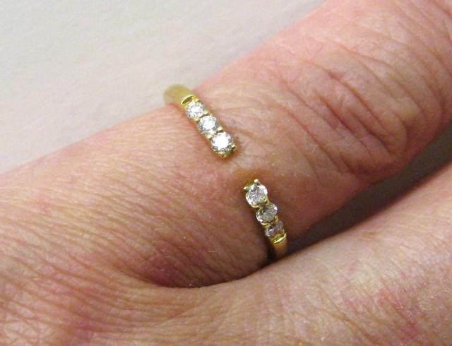 �ɔ��iK18 18�������O�w�փZ���^�[ �I�[�v���t�@�b�V���� �_�C��0.17ct �� �����A�N�Z�T���[/���v�� 