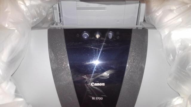 特価品 Canon PIXUS BJ S700 プリンター Bランク 通電確認済み 付属品完備 ジャンク キャノン  < PC本体/周辺機器  特価品 Canon PIXUS BJ S700 プリンター Bランク 通電確認済み 付属品完備 ジャンク キャノン  < PC本体/周辺機器の