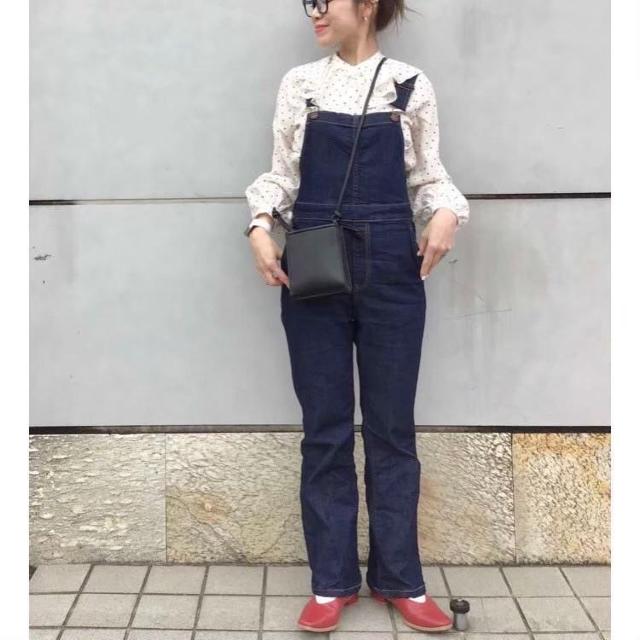 ◆GU/ジーユー◆ドットケープカラーブラウス長袖★ベージュ×ドットM*大人気アイテム♪ < ブランド  ◆GU/ジーユー◆ドットケープカラーブラウス長袖★ベージュ×ドットM*大人気アイテム♪ < ブランドの