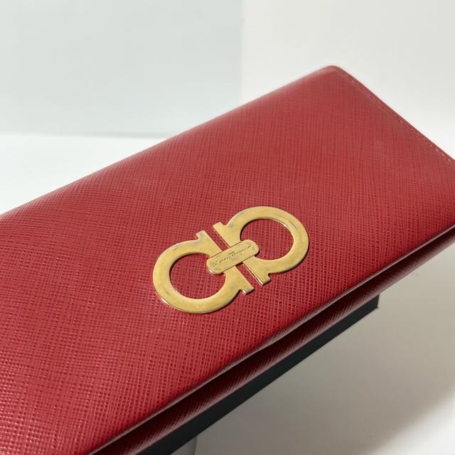 Salvatore Ferragamo tFK _uK`[j U[ ܂ z bh  uh 