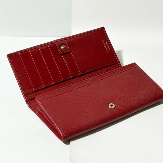 Salvatore Ferragamo tFK _uK`[j U[ ܂ z bh  uh 