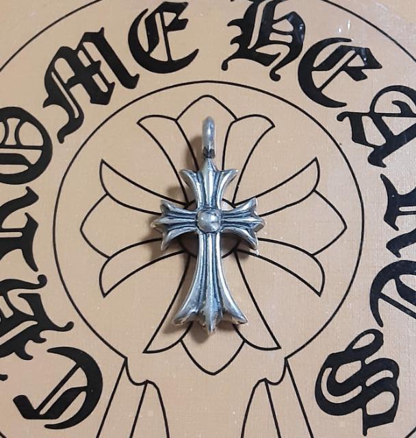 ラスト1点!chrome hearts☆クロムハーツ タイニーファット CHクロスチャーム アフターブラックpave/美品! < ブランド ラスト1点!chrome hearts☆クロムハーツ タイニーファット CHクロスチャーム アフターブラックpave/美品! < ブランドの