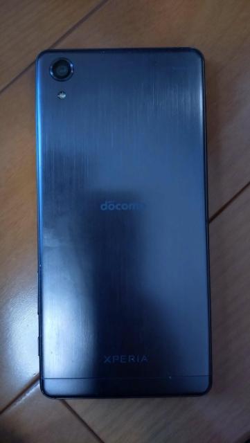 �y�W�����N�i�zXperia SO-04H �� �Ɠd/AV�� 