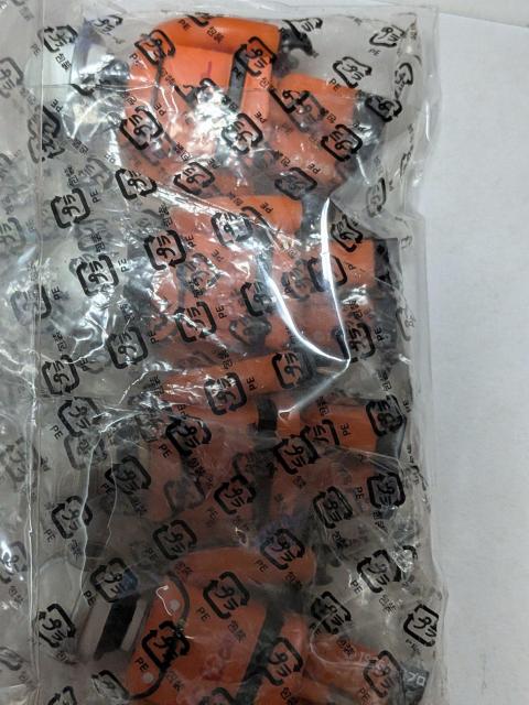 �O���R�E���g���x�����L���[�u���b�N �� �z�r�[�� 