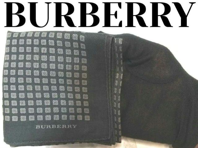 中古品 バーバリー ハンカチ メンズ ドット ブラック 34519 Burberry Handkerchief 34519 < 男性ファッション  中古品 バーバリー ハンカチ メンズ ドット ブラック 34519 Burberry Handkerchief 34519  < 男性ファッションの