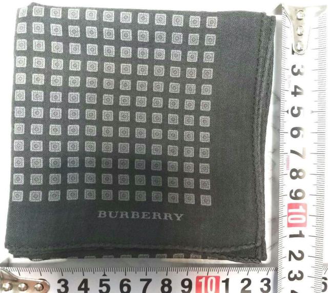 中古品 バーバリー ハンカチ メンズ ドット ブラック 34519 Burberry Handkerchief 34519 < 男性ファッション  中古品 バーバリー ハンカチ メンズ ドット ブラック 34519 Burberry Handkerchief 34519 < 男性ファッションの