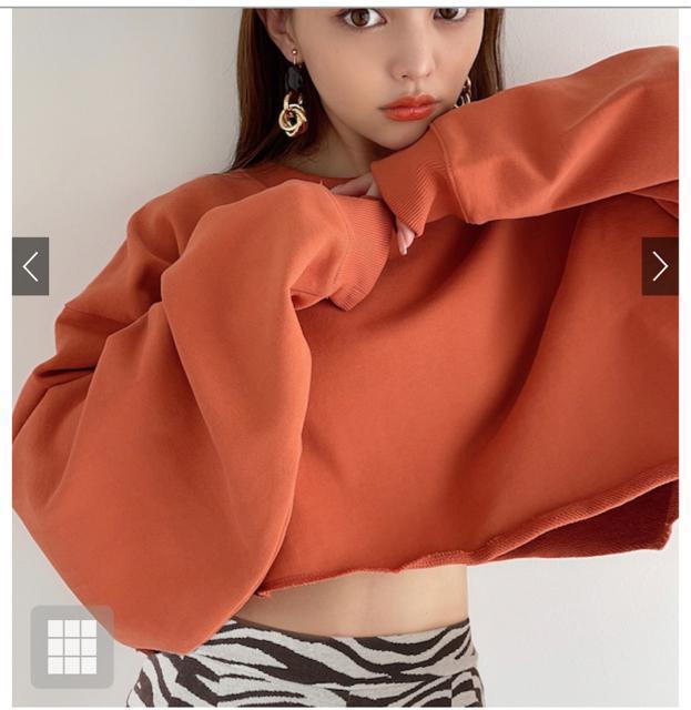 新品 ラウンドヘムクロップド丈スウェットトップス フリーサイズ < 女性ファッション  新品 ラウンドヘムクロップド丈スウェットトップス フリーサイズ < 女性ファッションの
