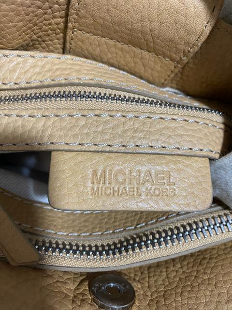【中古品】 MICHAEL KORS マイケルコース レザー トートバッグ 茶色 < ブランド  【中古品】 MICHAEL KORS マイケルコース レザー トートバッグ 茶色 < ブランドの
